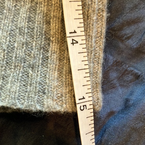 Only Mine Wool/Cashmere Cowl Neck Colorblock grey sweater - Picture 6 of 6